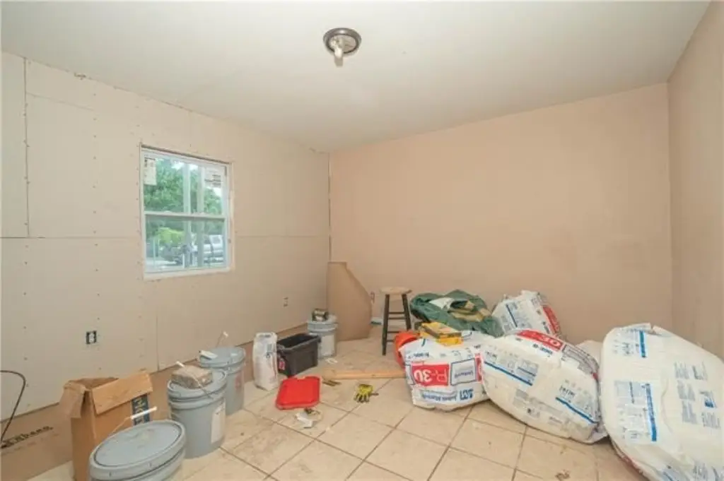 Picture 30