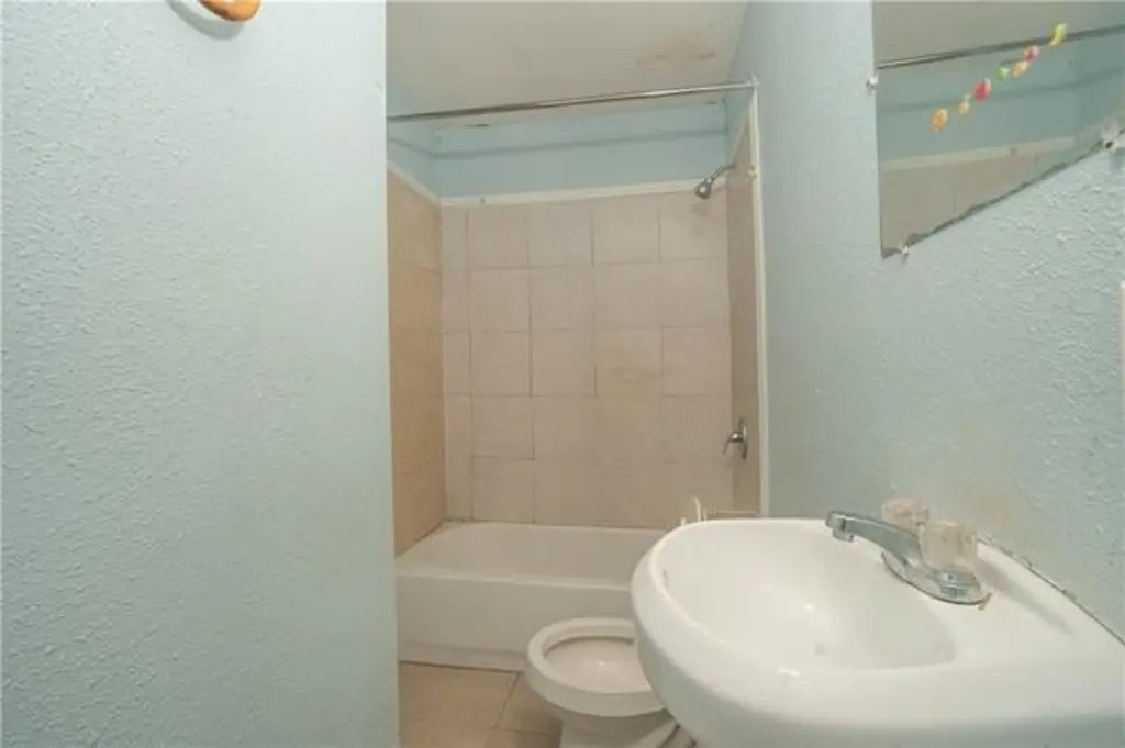 Picture 9