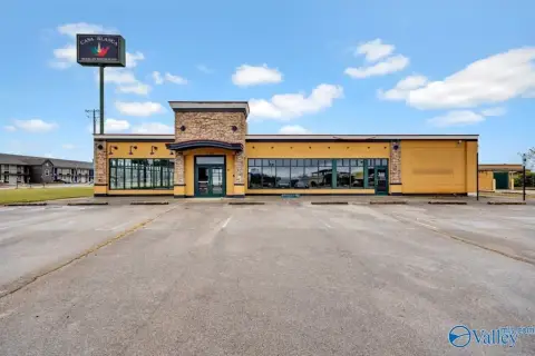 Former Restaurant Building with Parking