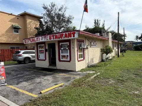 Fort Lauderdale Mixed-Use Property