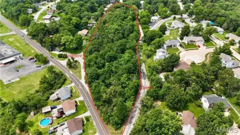Residential Land in Arnold, MO