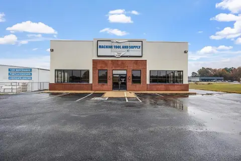 Versatile Commercial Building with Warehouse