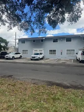 Fort Lauderdale Four-Unit Townhouse Development