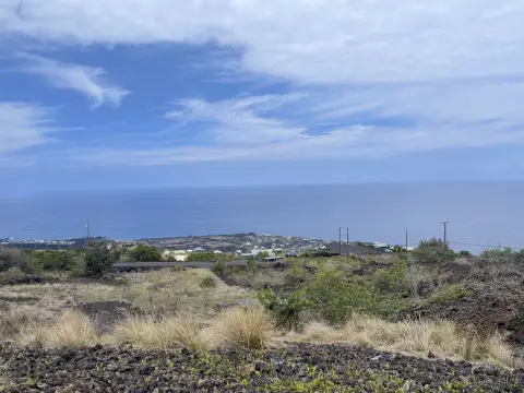 Ocean View Acreage in Kona