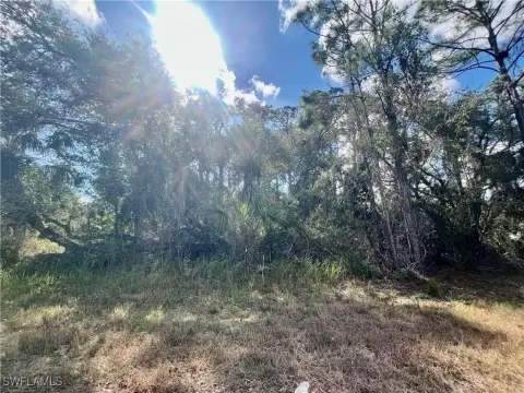 Residential Land in North Port