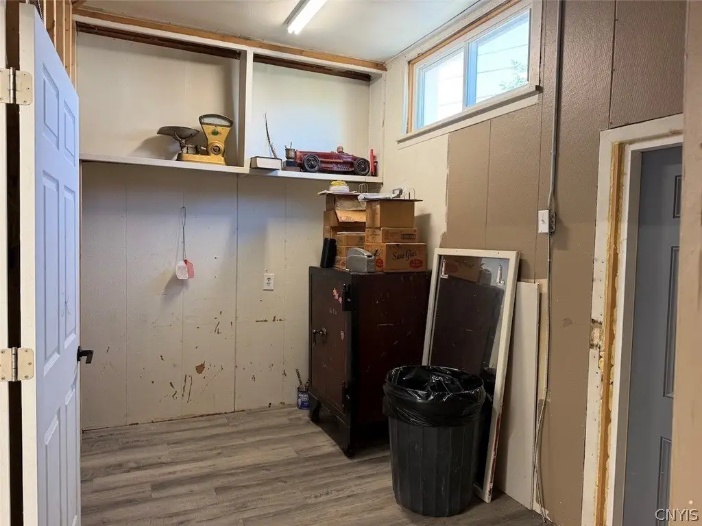 Picture 30