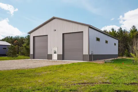 Pole Building Warehouse with Overhead Doors