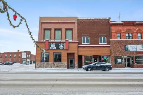 Historic Mixed-Use Building in Litchfield