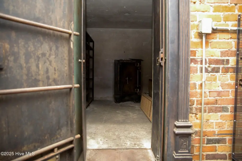 Picture 32