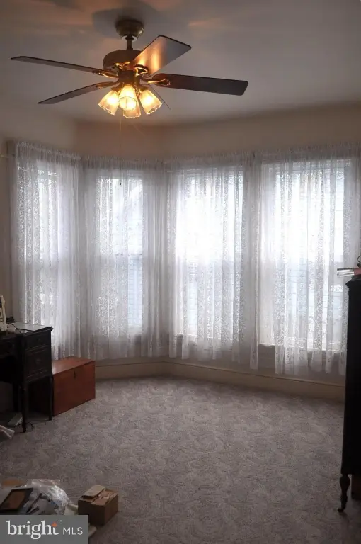 Picture 10
