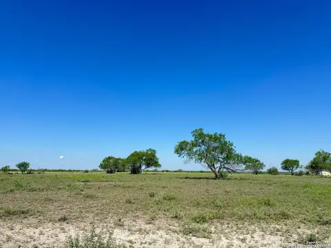Unrestricted 10 Acres in Texas