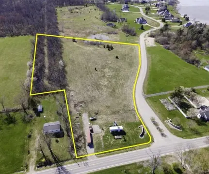 Land Lot in Onsted, MI