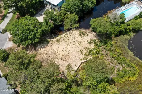 Pond Front Lot in Emerald