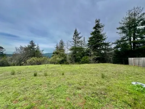 Residential Land in Fortuna, CA