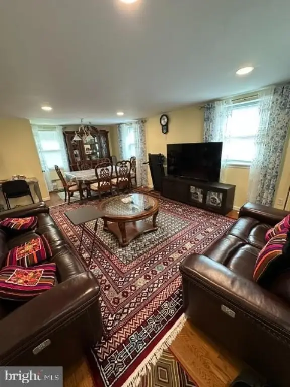 Picture 5