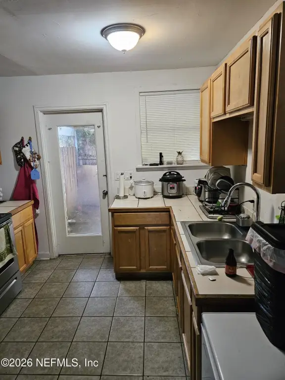 Picture 10