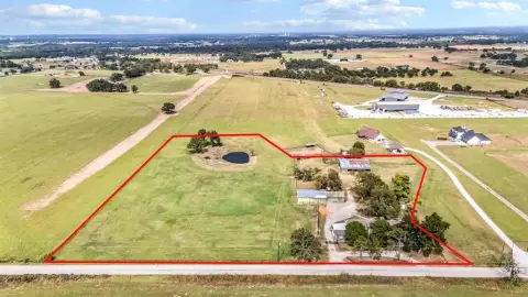 Turnkey Hobby Ranch with Luxury Farmhouse