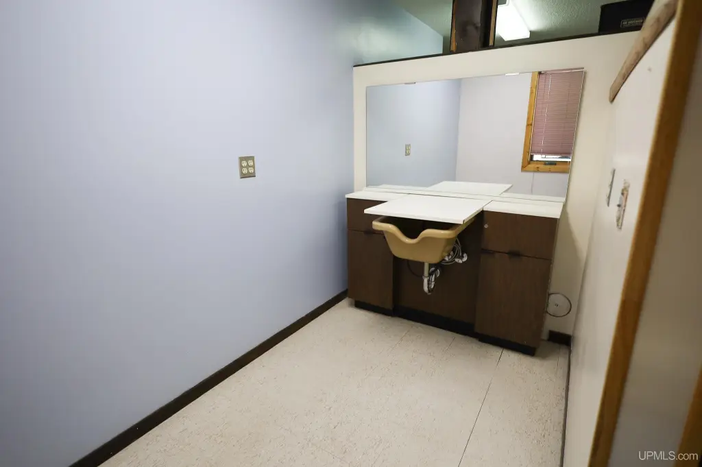 Picture 10