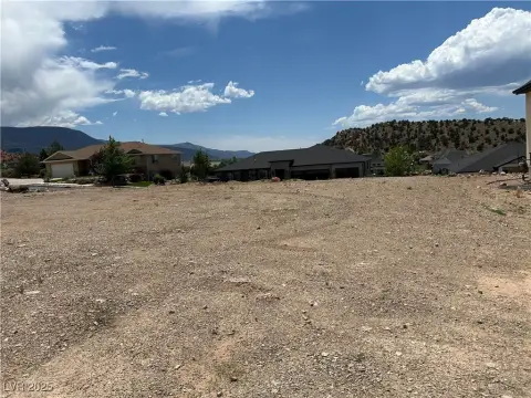 Residential Lot in Canyon Ridge