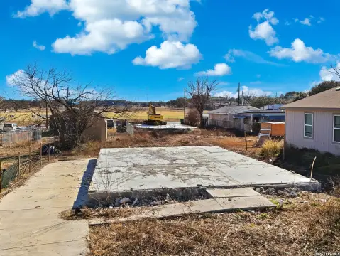 Residential Lot in Established Neighborhood