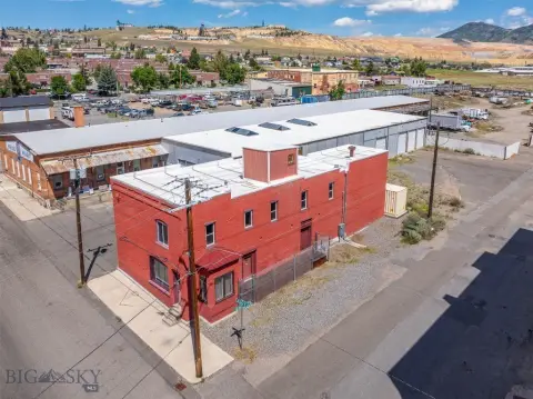 Butte Commercial Space with Views