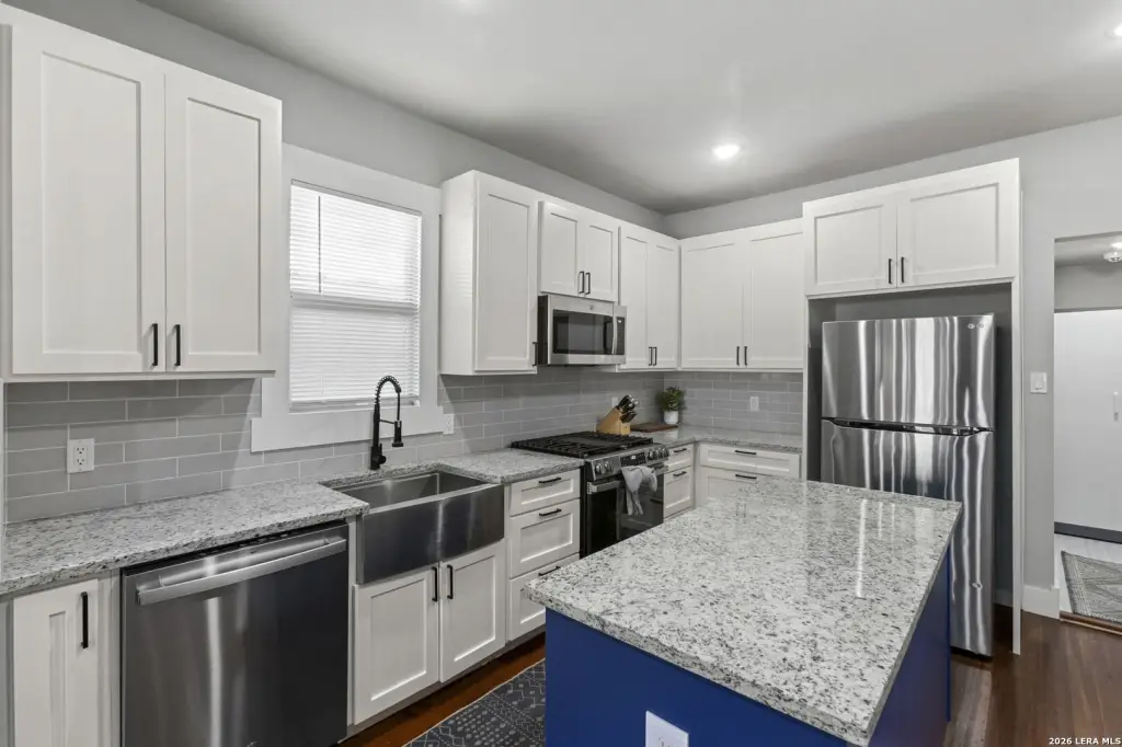 Picture 12