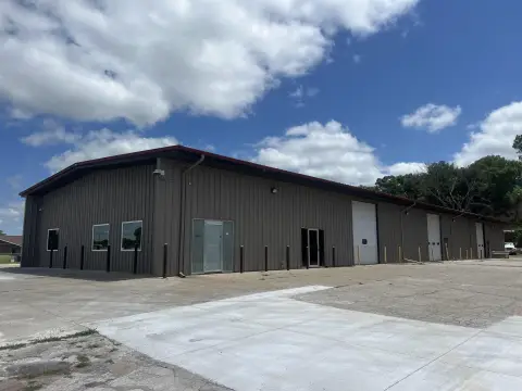 Sioux City Commercial Building