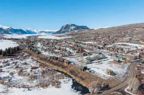 Homesite with Mountain Views