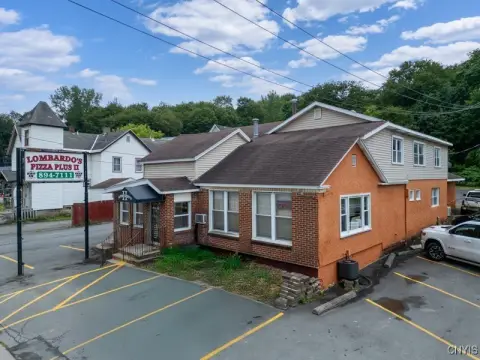 Restaurant Building with Bar Area