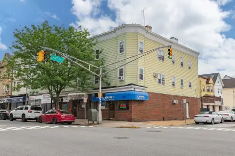 Mixed-Use Building in Bayonne, NJ