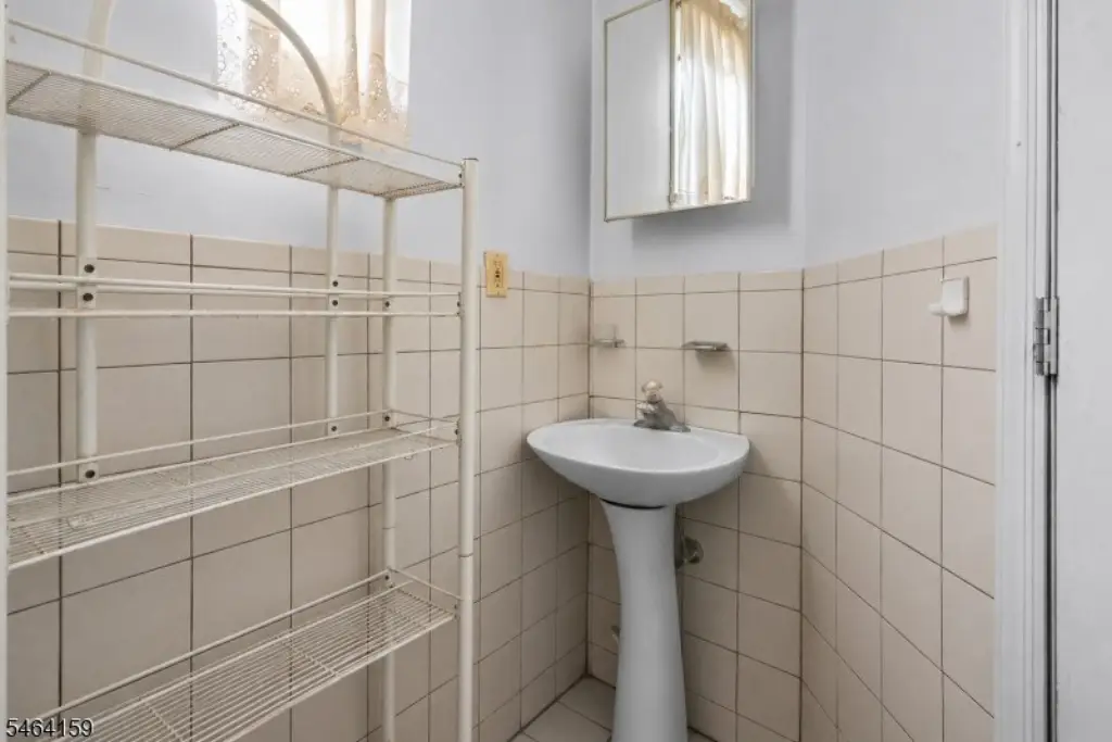 Picture 19