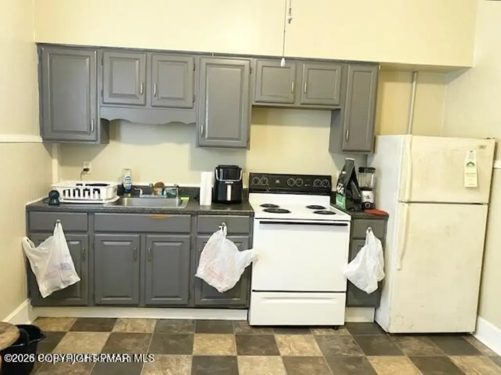 Picture 9