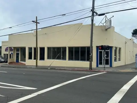 Flex Space with Roll-Up Door