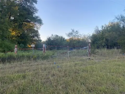 Hillsboro, TX - 5 Acre Land