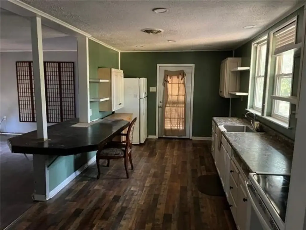 Picture 12