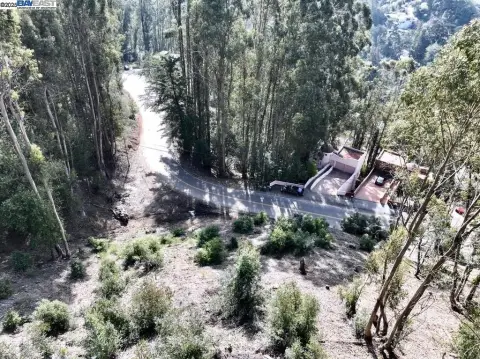 Skyline Blvd Land with Bay Views