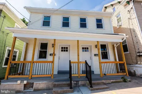 Renovated Triplex with Garage