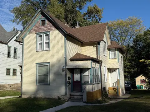 Updated Duplex in Rockford, IL