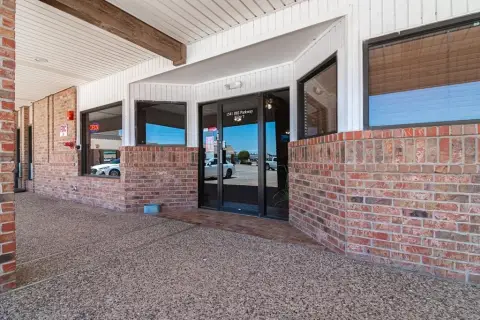 Freestanding Restaurant Building