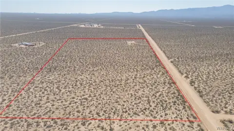 20 Acres in Yucca, AZ