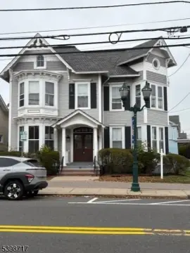 Remodeled Retail or Office Space