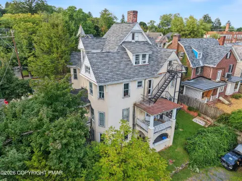 Renovated Victorian Quadplex