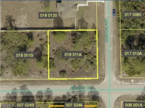 Lehigh Acres Corner Lot