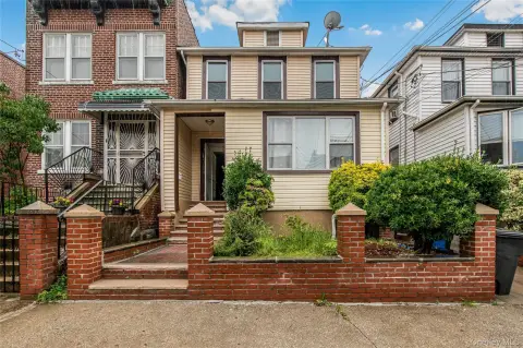 Two-Family Home in Pelham Bay