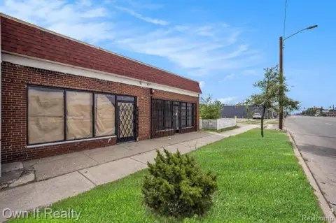 Detroit Retail Space For Lease