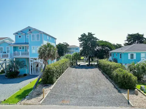 Canal-Front Lot in Holden Beach