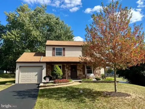 Impeccable Stowe Home with Upgrades