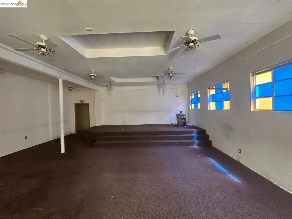 Picture 11