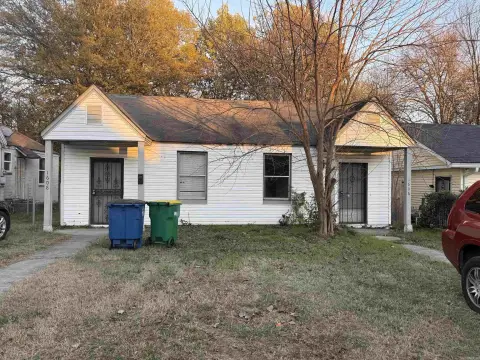 Updated Duplex Near Argenta District