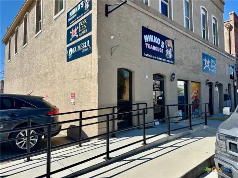 Prime Commercial Space in Seguin